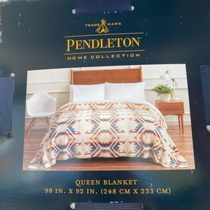 Pendleton Sherpa Queen Fleece